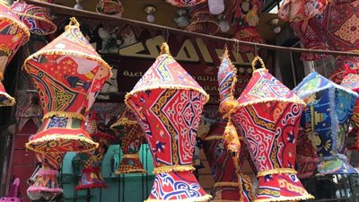 شروط وإجراءات إقامة شوادر بيع فوانيس وزينة رمضان بالجيزة 