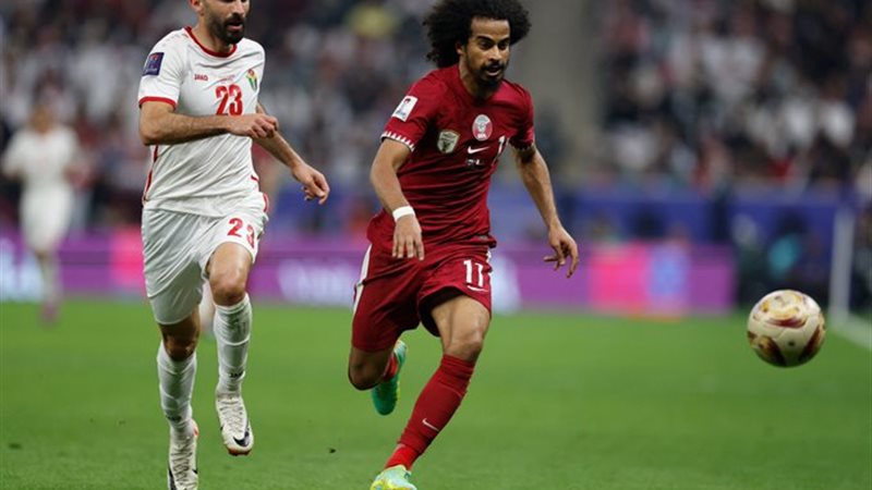 أكرم عفيف, فيتو