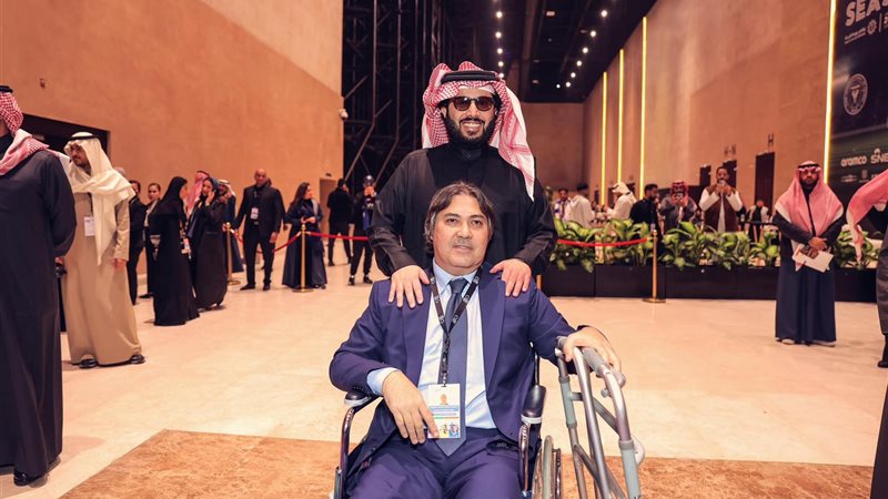 أشرف قاسم وتركي آل