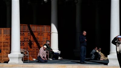 مواقيت الصلاة اليوم، موعد أذان العشاء اليوم الجمعة 16 - 2 - 2024 في القاهرة والمحافظات 