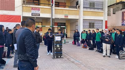 همة ونشاط، طلاب القاهرة والجيزة يؤدون تحيه العلم في أول أيام الترم الثاني (فيديو وصور) 