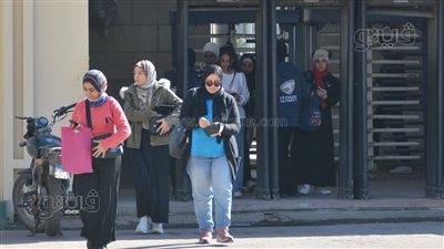 انتظام الدراسة بجامعة القاهرة في الترم الثاني (صور) 