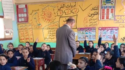 انتظام سير العملية التعليمية بمدارس البحيرة مع بدء الفصل الدراسي الثاني