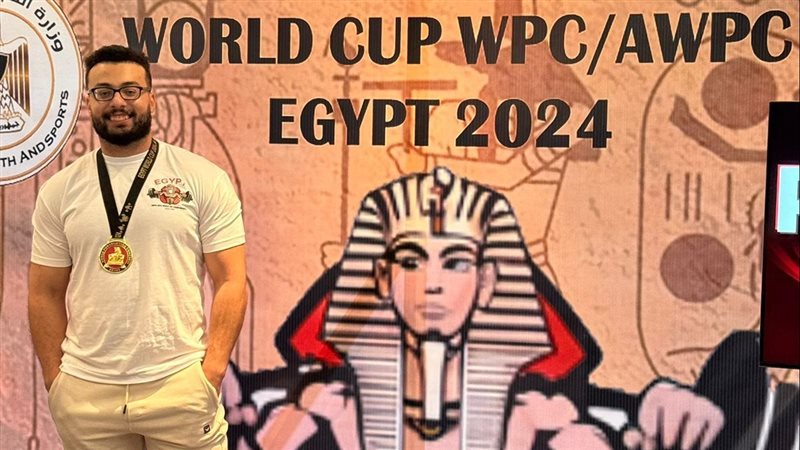بطل العالم في القوة
