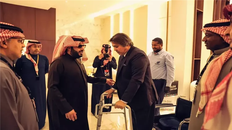 أشرف قاسم وتركي الشيخ،
