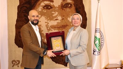 جامعة مصر للعلوم والتكنولوجيا تحتفل باليوم العالمي للمرأة والفتاة فى مجال العلوم (صور)