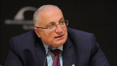  سامح فوزي: وثيقة الأخوة الإنسانية مهمة لكن العالم بعيد عنها