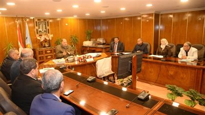 محافظ أسيوط يتابع مستجدات مشروع صرف صحي منطقة صفا الصناعية 