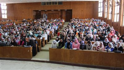 لليوم الثاني.. انتظام الدراسة بجامعة المنصورة (صور)