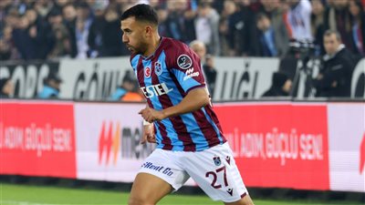 تريزيجيه يقود التشكيل المتوقع لطرابزون أمام هاتاي في الدوري التركي