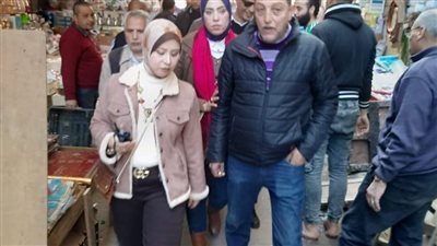 حي الجمرك بالإسكندرية يشن حملة لضبط الأسواق وإزالة الإشغالات