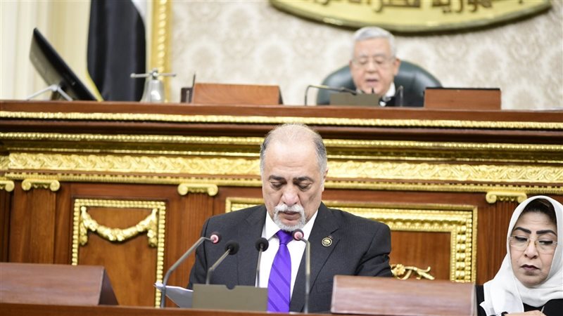 مناقشة قانون حقوق