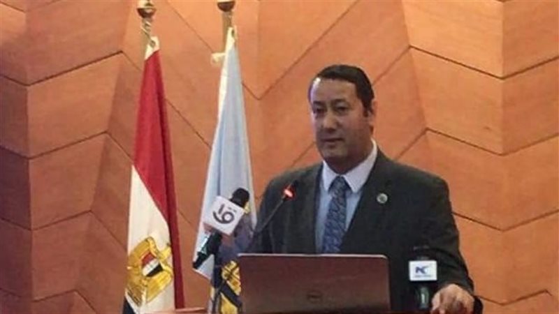 جاد القاضى رئيس المعهد