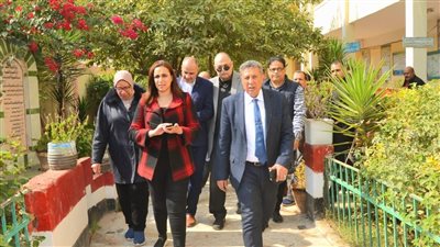 نائب محافظ البحيرة ووكيل التعليم يتفقدان عددا من مدارس المحمودية (صور)