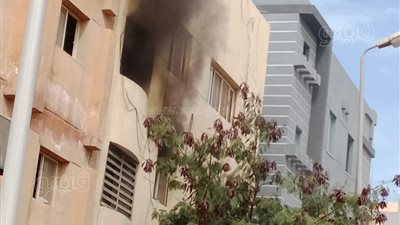 بالصور، حريق مصنع بلاستيك بالمنطقة الصناعية بالتجمع الخامس