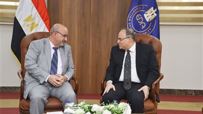 رئيس هيئة الدواء يستقبل ممثل الصحة العالمية لبحث سبل التعاون