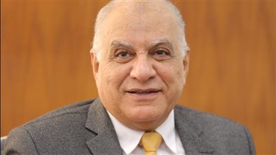 تجارية الإسماعيلية تفتتح معرض 