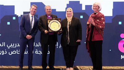 تكريم رئيس الإنجيلية في احتفالية مبادرة مودة