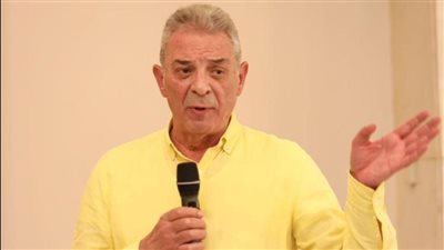 محمود حميدة فى ماستر كلاس بمهرجان الأقصر: المبدع طفل والإخلاص كلمة السر وراء النجاح