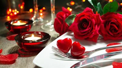 من البرطمان إلى الفرخة، أسعار أغرب هدايا عيد الحب 2024