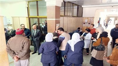 كواليس إعفاء مدير مستشفى الأمراض الصدرية من منصبه بالشرقية (صور)