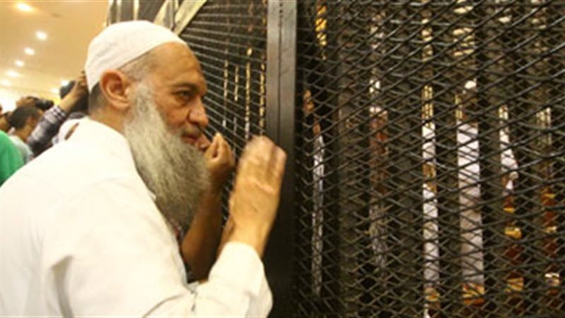 محمد الظواهرى، فيتو