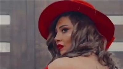 بمناسبة الفلانتين، رانيا فريد شوقي تعود لجمهورها بإطلالة حمراء (فيديو وصور)