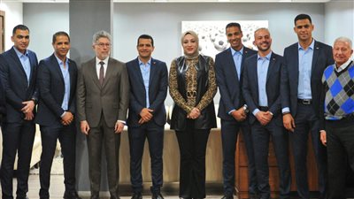 اتحاد الكرة يكرم الحكام المشاركين في بطولة كأس الأمم الإفريقية (صور)