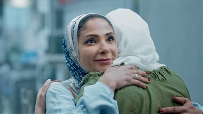  رحلة 404، منى زكي تحطم الأرقام القياسية في السينما المصرية