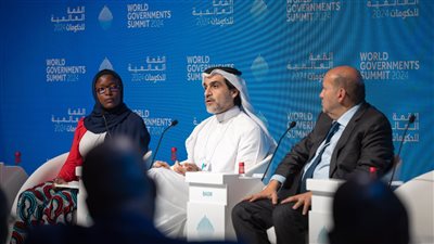 مساعد وزيرة التخطيط يستعرض مبادرات الدولة المصرية لترسيخ ثقافة التميز والجودة في الجهاز الإداري