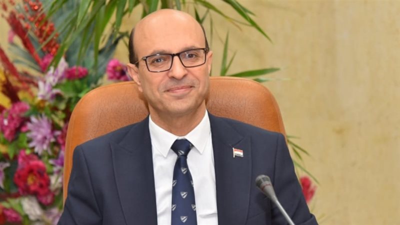 رئيس جامعة أسيوط،