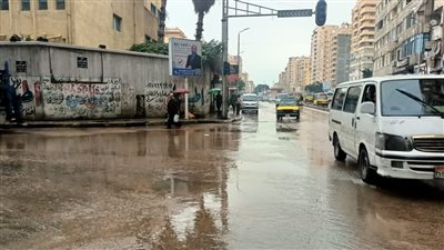 استمرار موجة الطقس السيئ في الإسكندرية لليوم الثالث على التوالي (صور)
