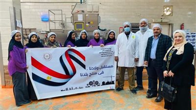 النيل للإعلام بالوادي الجديد يعقد لقاءً بمجمع تمور المحافظة لتشجيع المنتج المحلي