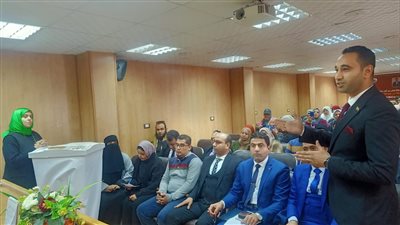 جلسة محاكاة مجلس الشيوخ بحضور وكيل رياضة القليوبية