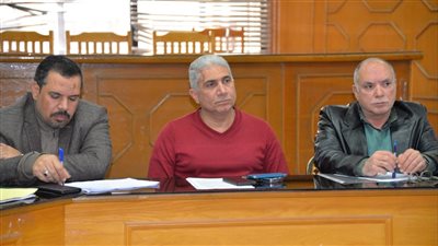 السكرتير العام لمحافظة الإسماعيلية يشدد على تكثيف حملات إزالة الإعلانات المخالفة (صور) 