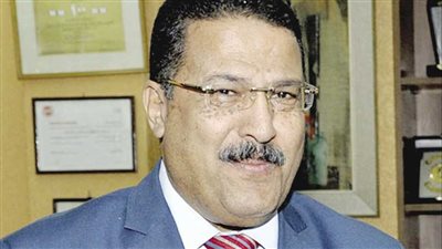 رئيس اتحاد الناشرين: القانون لا يمنع القرصنة على أعمال كبار الأدباء.. وجريمة 