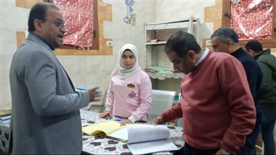 إحالة 28 طبيبا وممرضا تغيبوا عن العمل بمستشفيات أسيوط للتحقيق