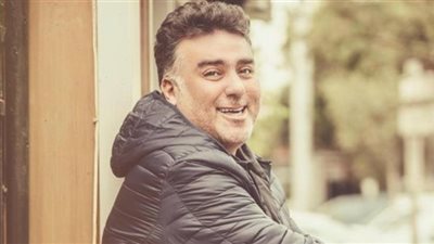 تامر حبيب يشيد بمخرجة مسلسل 