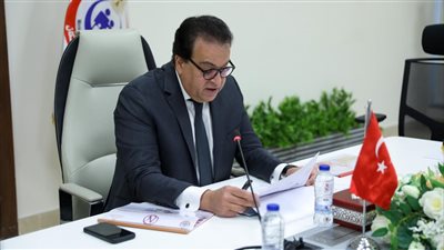 وزير الصحة يستقبل وفد الجمعية التركية لزراعة الأعضاء لبحث التعاون المشترك 