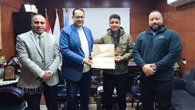 تعليم الغربية يكرم الحاصل على الميدالية الذهبية بكأس العالم للناشئين في اللياقة البدنية (صور)