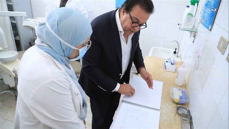 د.خالد عبدالغفار،