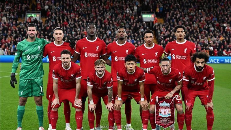 فريق ليفربول يواجه