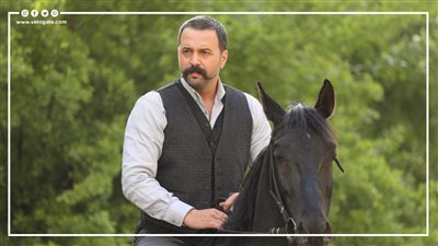 تيم حسن.. بدأ حياته الفنية كومبارس صامت والملك فاروق أول أعماله في مصر (فيديوجراف)