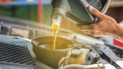 اليوم، بدء تطبيق الزيادة الجديدة في أسعار زيوت السيارات