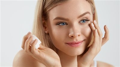 ماسكات طبيعية لنضارة البشرة، بالفواكه والخضروات