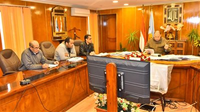 محافظ أسيوط يواصل متابعة تنفيذ الخطة الاستثمارية بالمراكز والأحياء