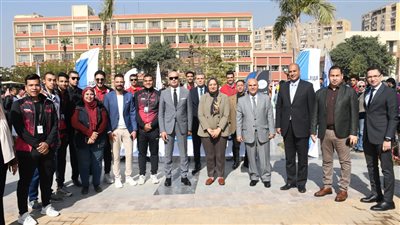 رئيس جامعة عين شمس يفتتح مهرجان الأسر الطلابية
