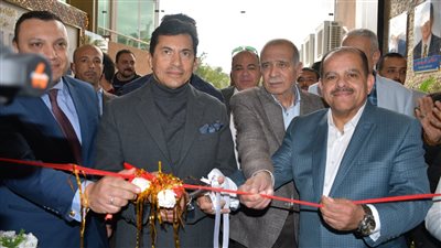 وزير الشباب والرياضة يفتتح منشآت نادي جزيرة الورد بالمنصورة