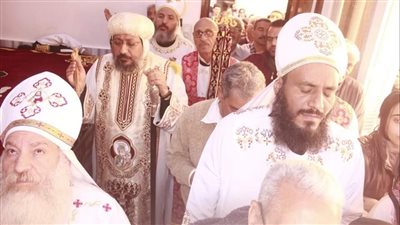 إيبارشية الوادي الجديد تحيي الذكرى السادسة لوفاة الأنبا بقطر
