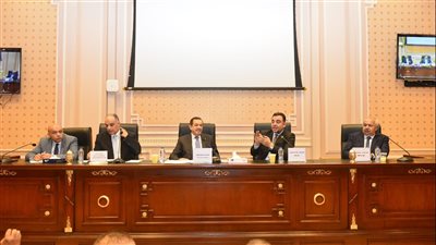 زراعة الشيوخ تناقش خطة الحكومة لتعزيز استخدام التكنولوجيا في الزراعة الأحد